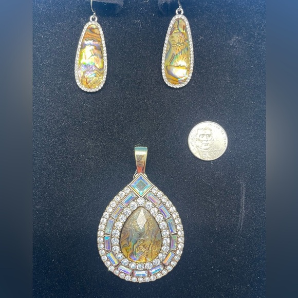 Premier Designs Statement Pendant & Earrings Abalone Rhinestone - Picture 5 of 6